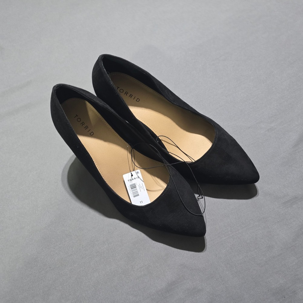 Torrid Pointed Toe Heel Women 11WW Black Faux Suede Stiletto Pump